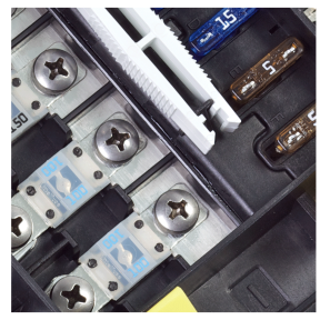 close up of Blue Sea Systems SafetyHub 150 Fuse Block