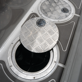 4000 Series Tread Plate Round Access Hatch