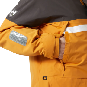 pocket of Helly Hansen Mens Pier 4.0 Jacket