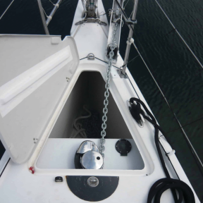 Storm 1250 SS Low Profile Rope Chain Windlass with Capstan
