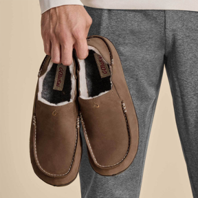 pair of Olukai Moloa Slipper