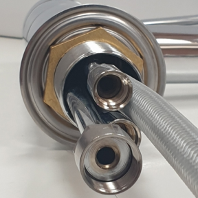 inside of Scandvik Minimalistic Compact Pull-Out Mixer 