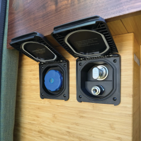 Roam Series SC-R-W3 Quick Connect Hot/Cold Water Outlet