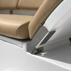 Command Ratchet Hinge
