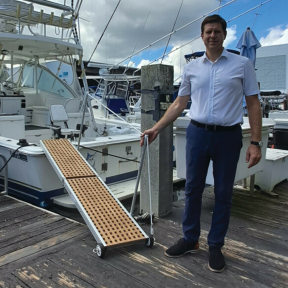 HG200 Safe Portable Aluminum/Teak Boat Access Ramp w/ Handrail (6 ft. 7")