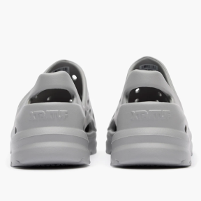 heel of Xtratuf Unisex Riptide Sandal