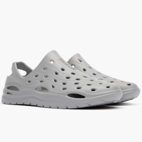 pair of Xtratuf Unisex Riptide Sandal