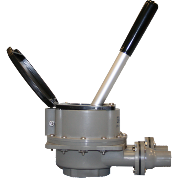 side view of Bosworth Guzzler 450 Series Thru-Deck Manual Pump - 1-1/8" Hose, Up to 10 GPM