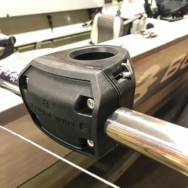 in use of Burnewiin Burnewiin RK300 Rail Mounting Kit
