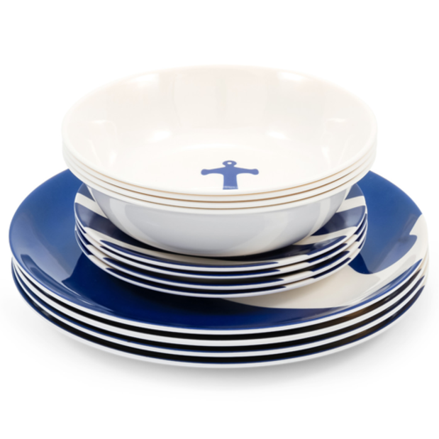 41951 of Camco Dinnerware Set