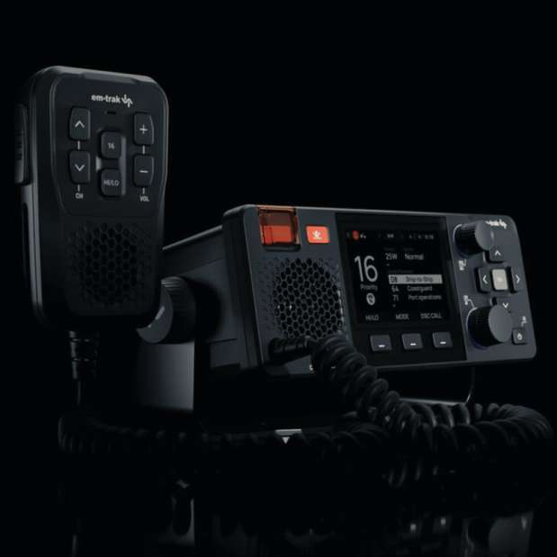 X100 Marine VHF with Class B AIS