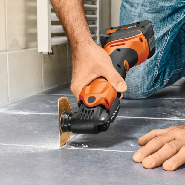 Cordless MULTIMASTER AMM 700 AS 4Ah with Nylon Bag