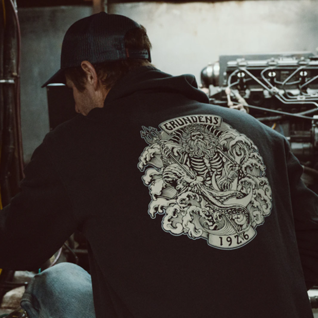 in use of Grundens Aegir FZ Hoodie