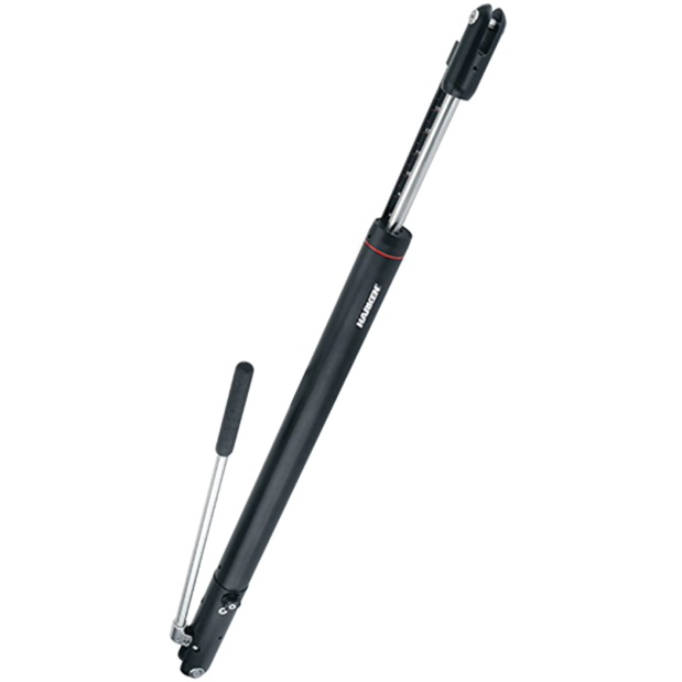 Integral Hydraulic Backstay Adjuster
