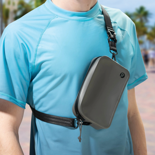 RunOff Waterproof Hip Pack - Charcoal