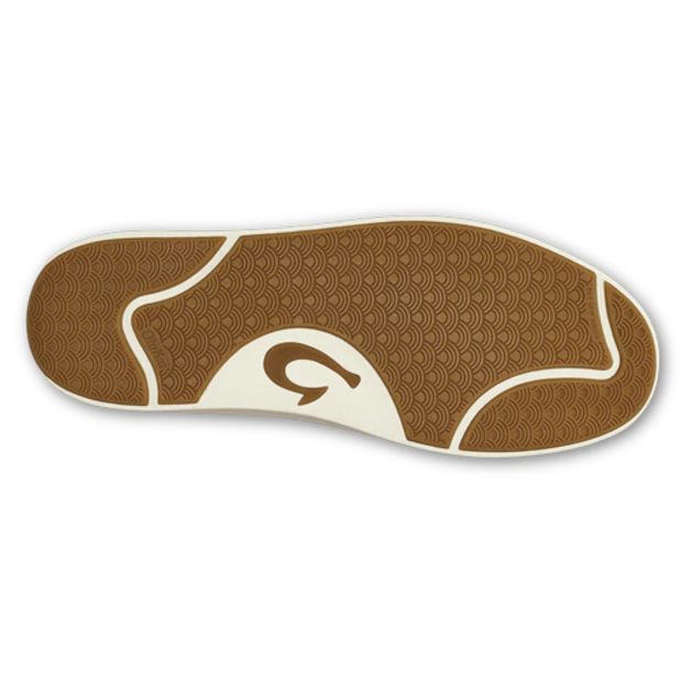 sole of Olukai Men's Lae ahi Mid Boot