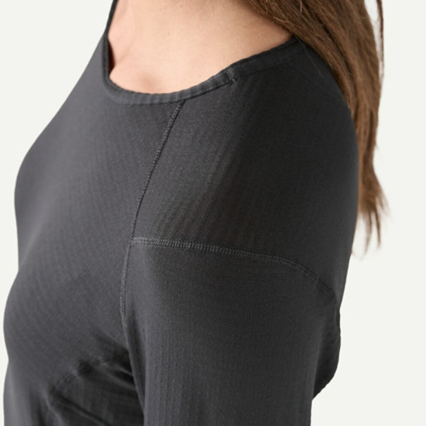 43650-blk-shoulder of Patagonia Women's Capilene Thermal Weight Crewneck