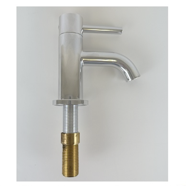 in use of Scandvik Hose Spigot 2" Brass Extender