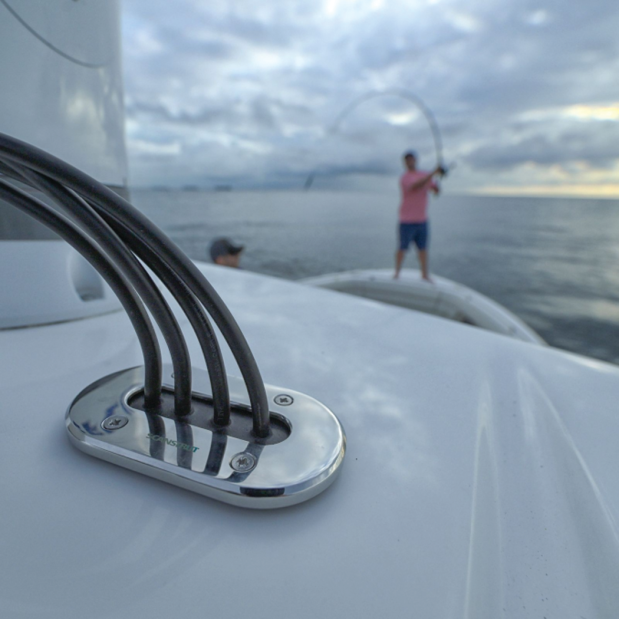 Scanstrut Low Profile Multi Deck Seal In Use