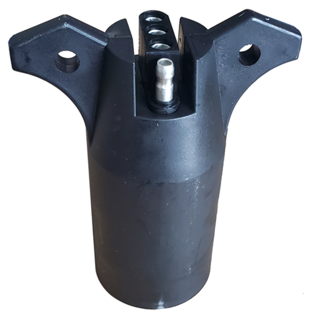 main view of Sea-Dog Line Trailer Plug Adapter