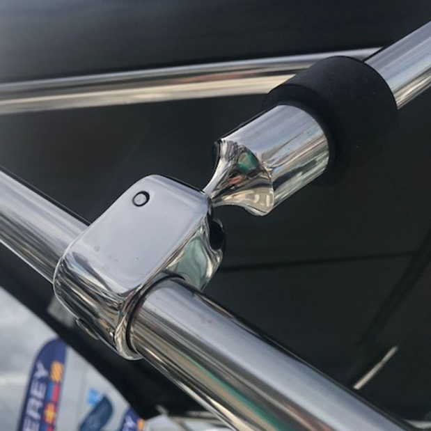 Taco Ball & Socket Jaw Slide In Use