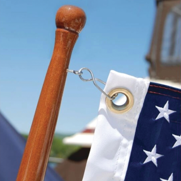 Skipper Flag Clip with Stainless Steel Screw Eye