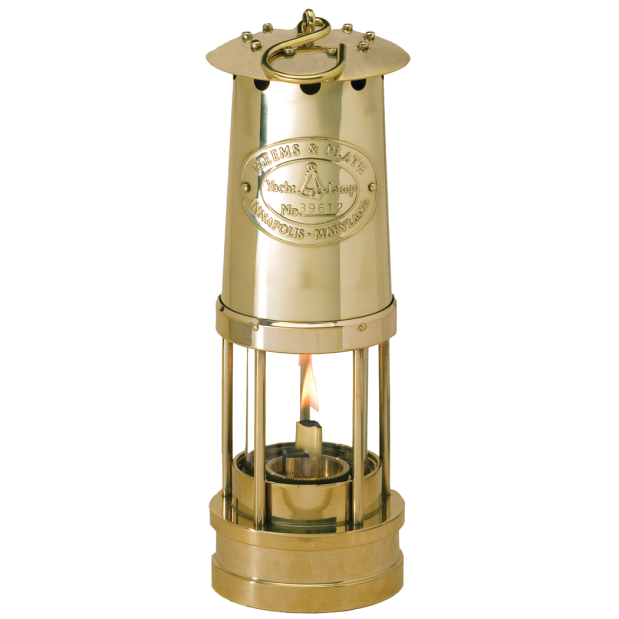 700 of Weems and Plath Oil Yacht Lamp