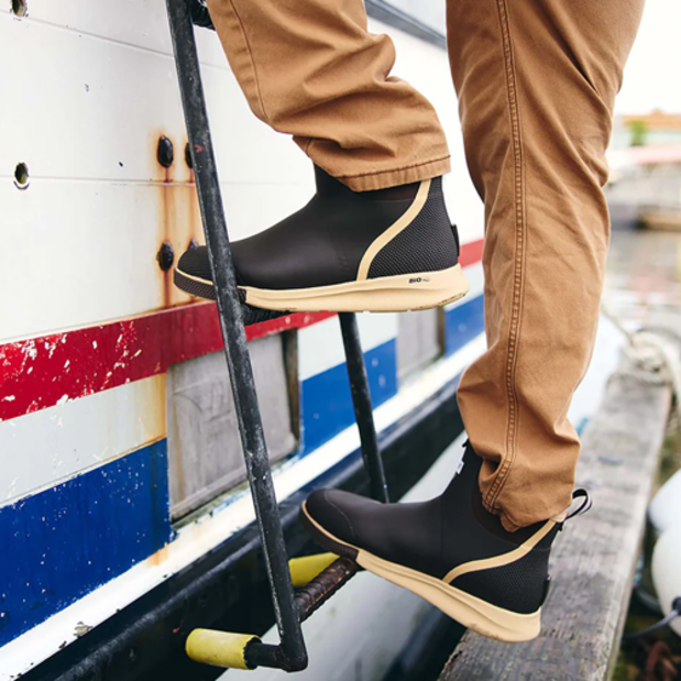 in use of Xtratuf Men's Ankle Deck Boot Sport