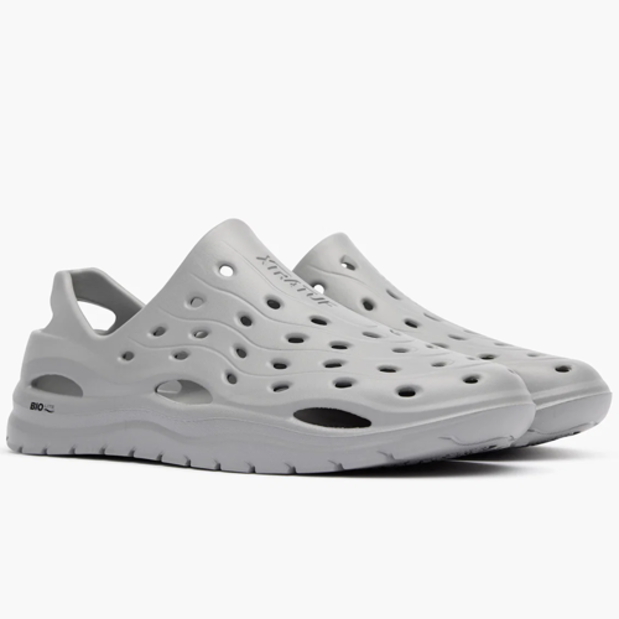 pair of Xtratuf Unisex Riptide Sandal