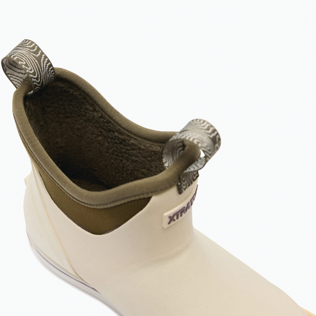 Women's Camp Fleece Lined Ankle Deck Boot