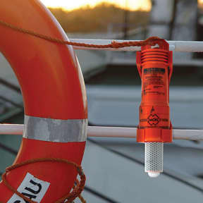 SM-3 Lifebuoy Self-Igniting Marker Light