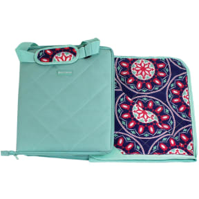 folded of Geckobrands Outdoor All Season Blanket