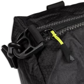 zipper of Musto Essential Holdall