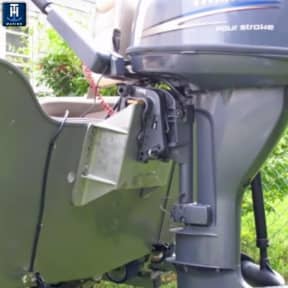 In Use of TH Marine Supplies Mini Jacker Offset Outboard Jack Plate In Use